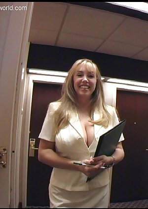Mature housewife Sandra Otterson letting massive boobs free from clothing